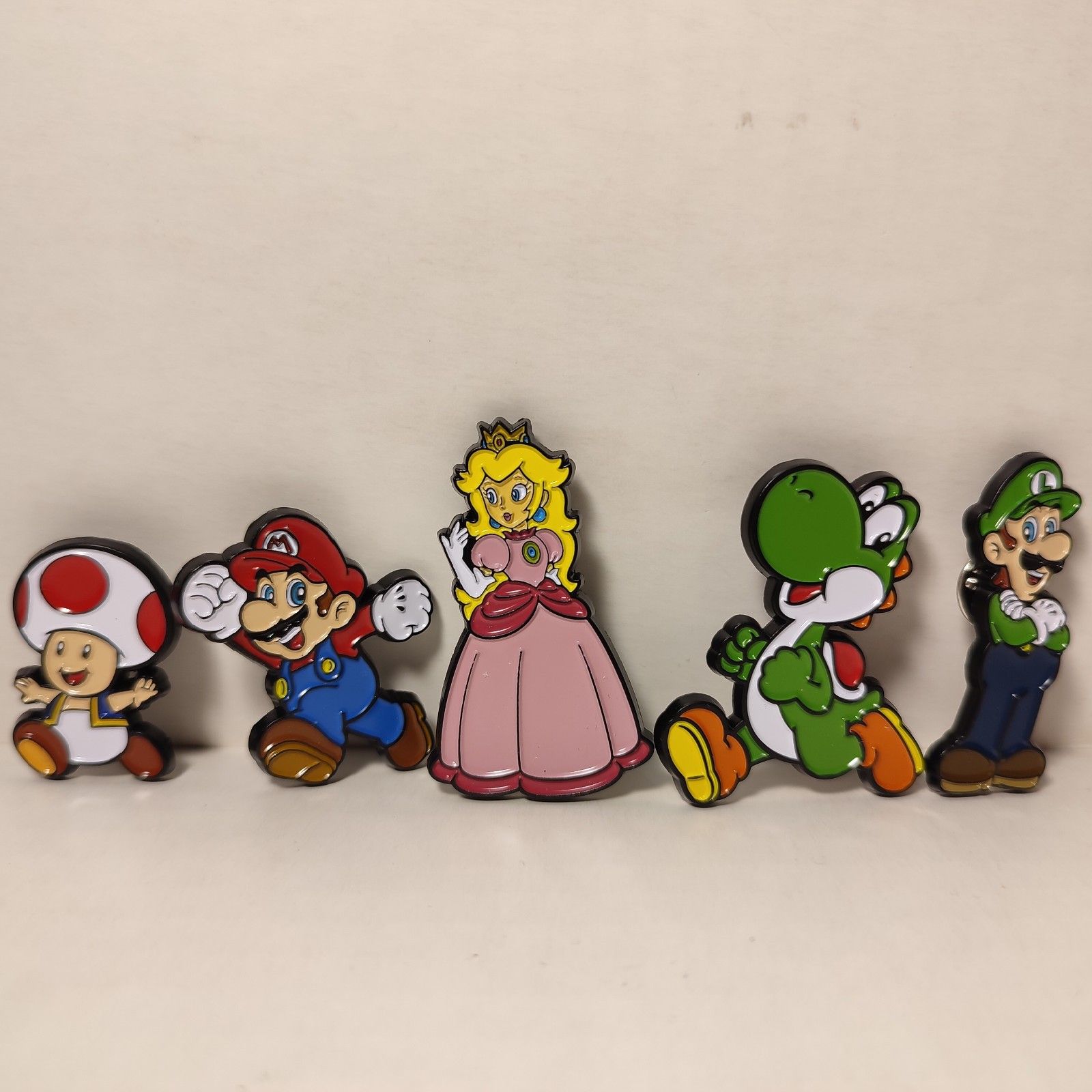 Super Mario Collector Pins Set Of 5 Official Nintendo Collectible Badges 25$